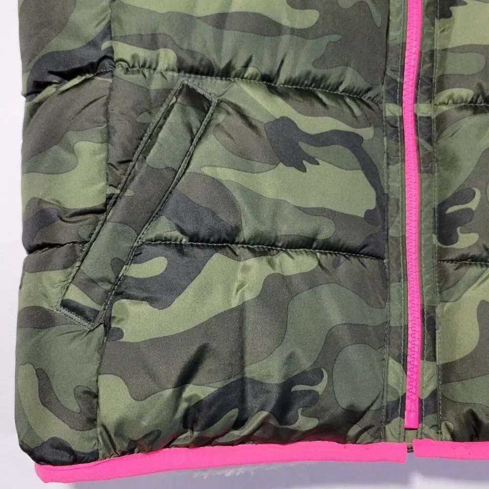 GAP Kids Puffer Vest Girls‎ Size Large Camo Print Green Pink Soft Sherpa Lined